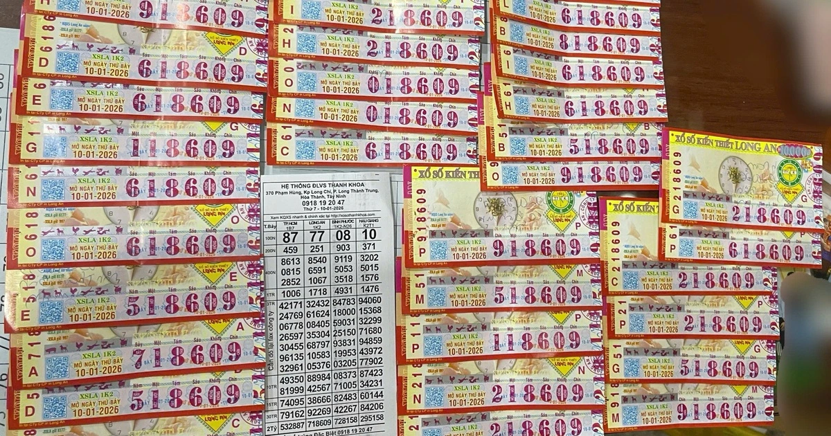 Nhiều đại lý đổi thưởng vé số trúng độc đắc xổ số miền Nam đài Long An